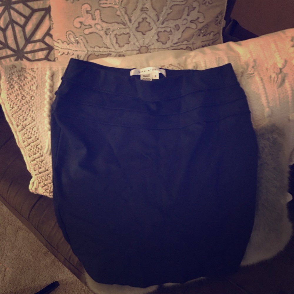 Navy Max Studio Skirt